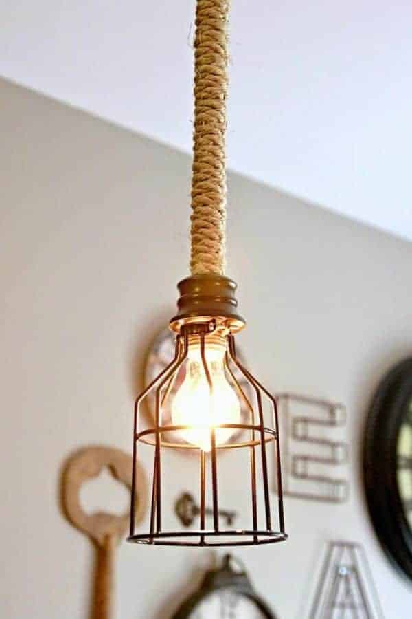 DIY INDUSTRIAL PENDANT LIGHT