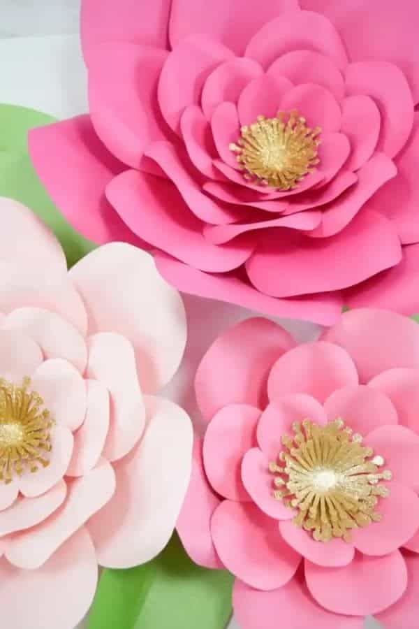 DIY GIANT PAPER FLOWER