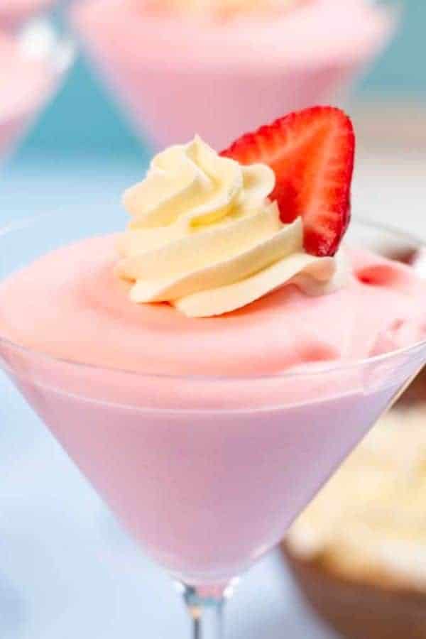 KETO STRAWBERRY MOUSSE