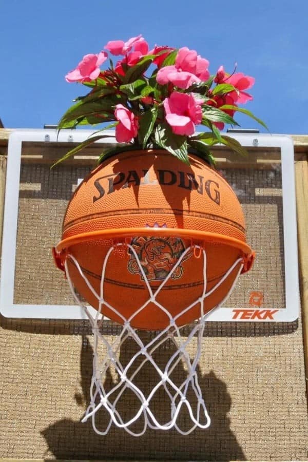 BASKETBALL PLANTER