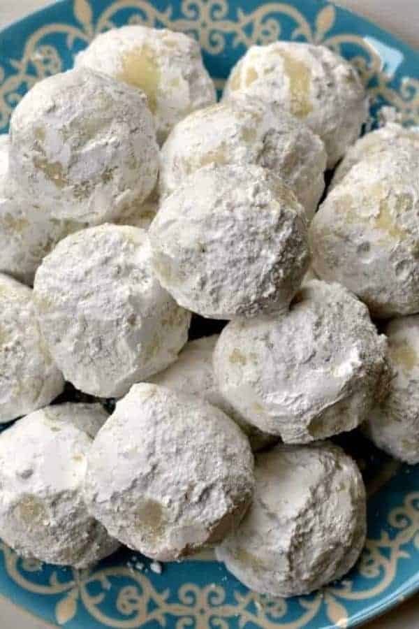 BUTTERY PECAN SNOWBALL COOKIES