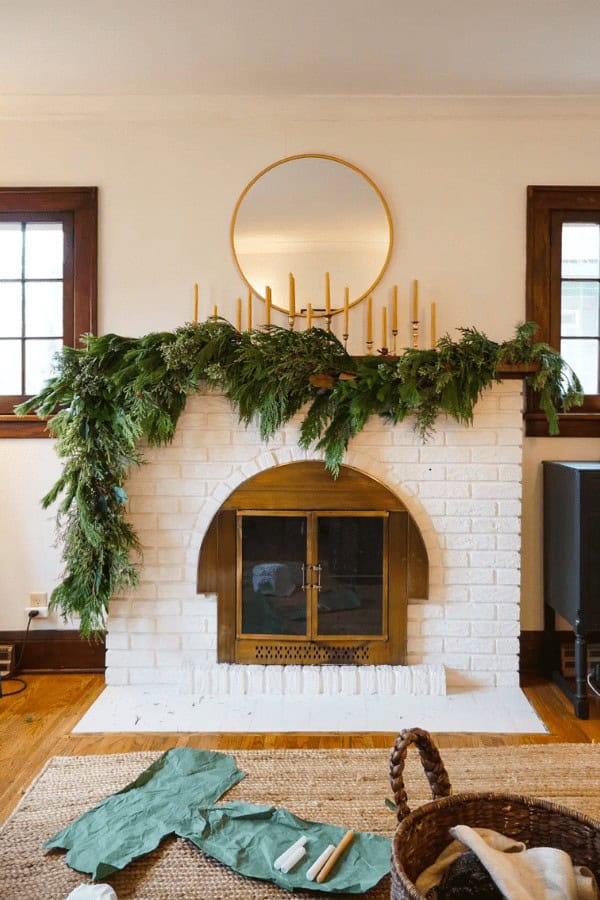 Asymmetrical Garland