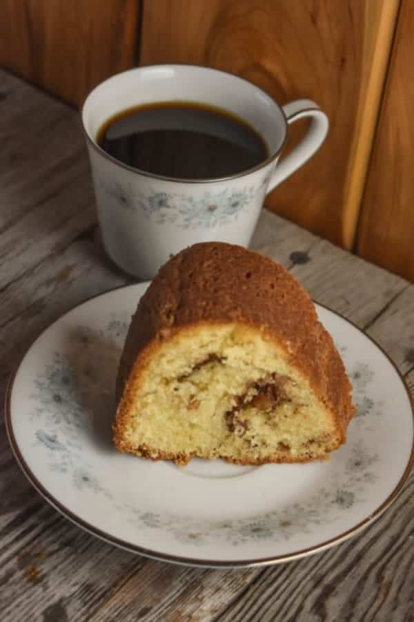 GRANDMA’S SOUR CREAM COFFEE CAKE