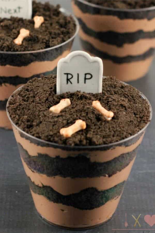 Graveyard Dirt Cake Cups Recipe