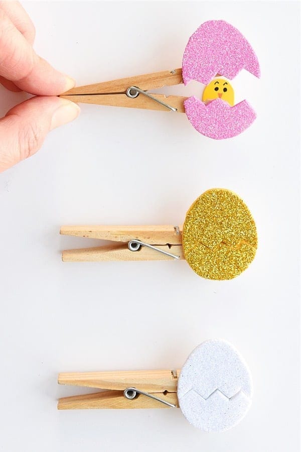 Peek-a-boo Clothespin Eggs