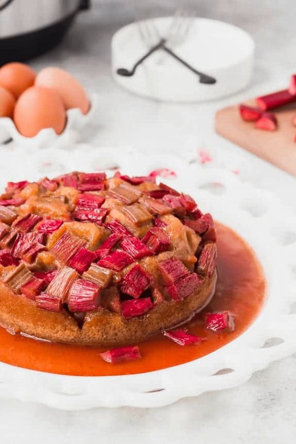 Rhubarb Instant Pot Cake