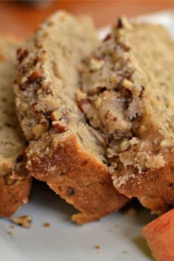 Apple Bread with Cinnamon Pecan Crunch