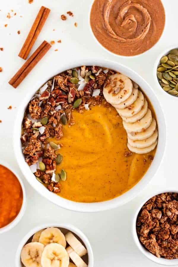 PUMPKIN PIE SMOOTHIE BOWL