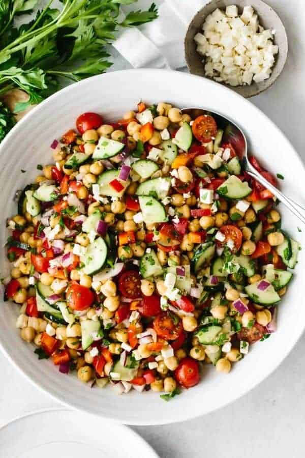 MEDITERRANEAN CHICKPEA SALAD