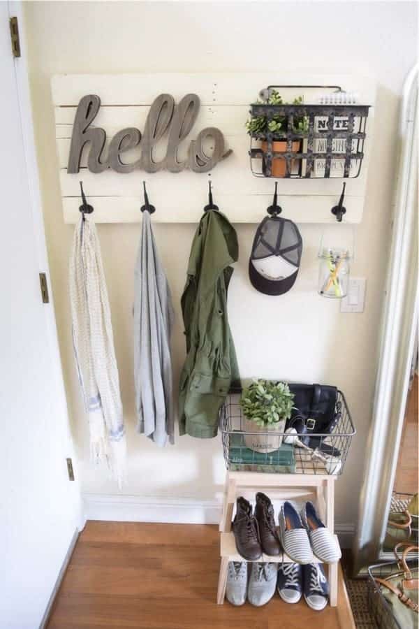 Wall Mounted Coat Hanger