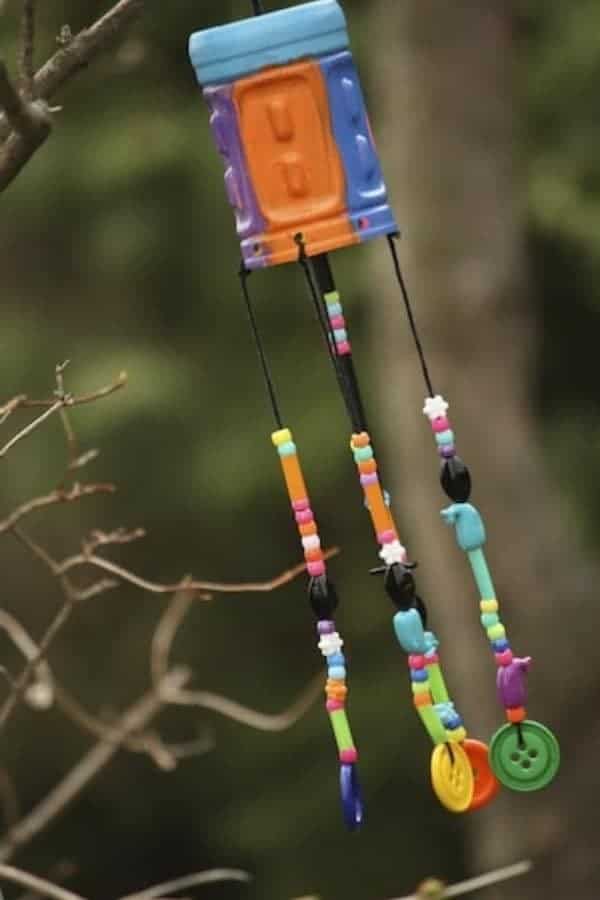 PLASTIC BOTTLE WIND CHIMES