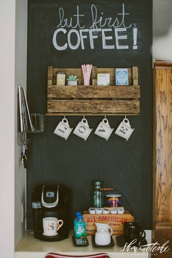 PALLET SHELF COFFEE BAR STATION