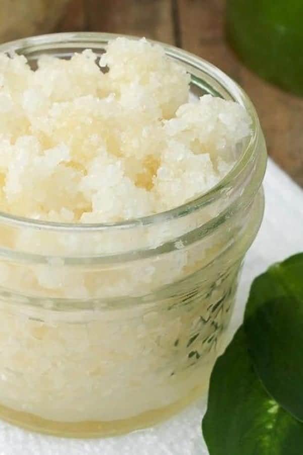 HONEY AND LEMON FOOT SCRUB