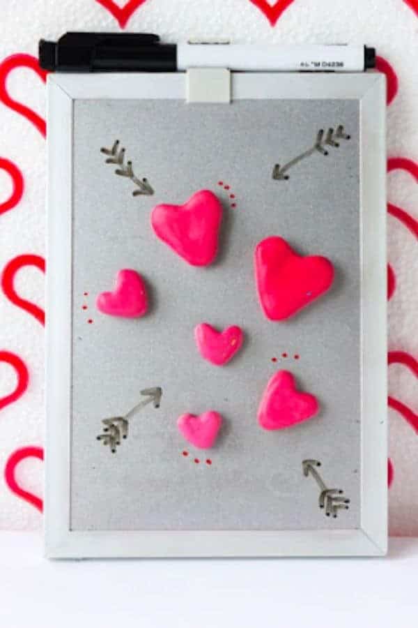 DIY HEART MAGNETS