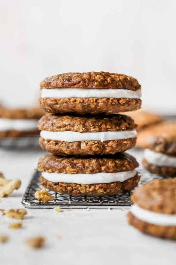 HOMEMADE OATMEAL CREME PIES