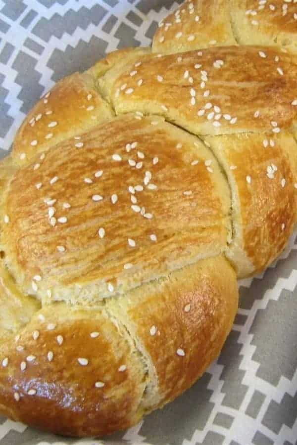 ARMENIAN EASTER BREAD (CHOEREG)