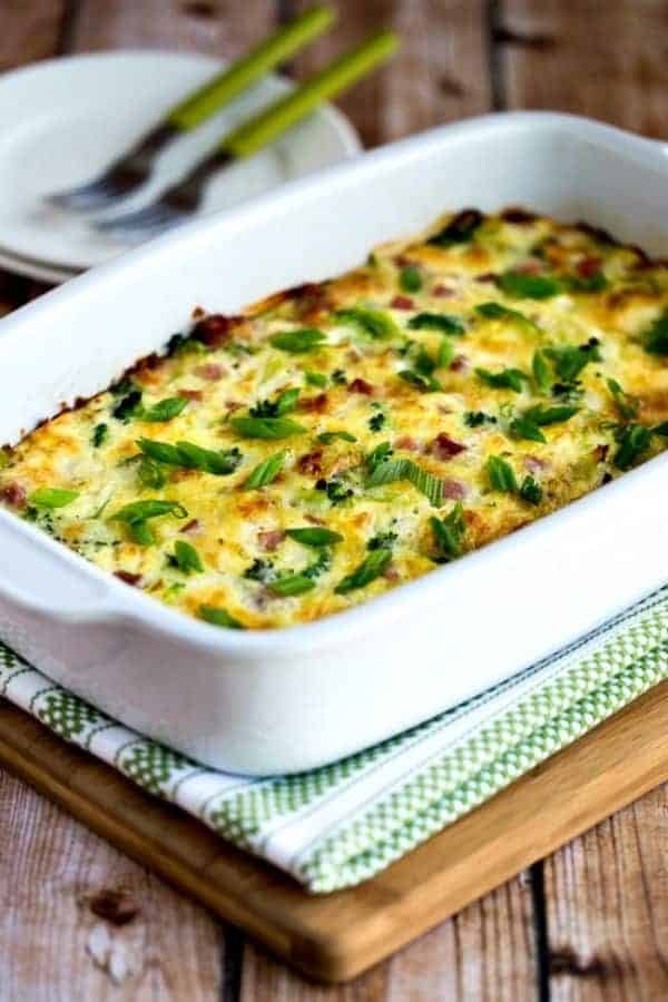 BROCCOLI, HAM, AND MOZZARELLA BAKED WITH EGGS