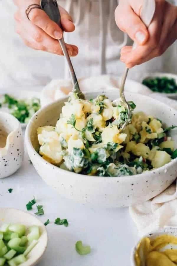 CREAMY VEGAN POTATO SALAD