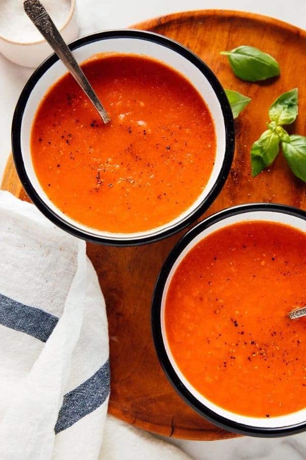 ROASTED RED PEPPER AND TOMATO SOUP