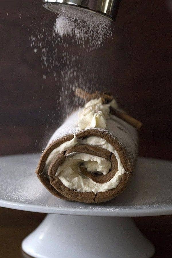 KETO GINGERBREAD CAKE ROLL