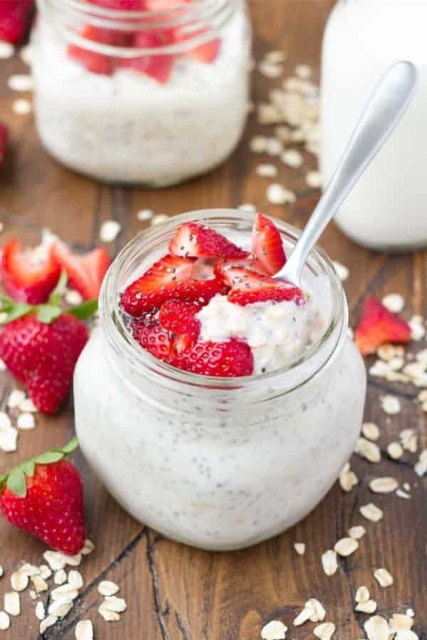 Strawberry Chia Overnight Oats