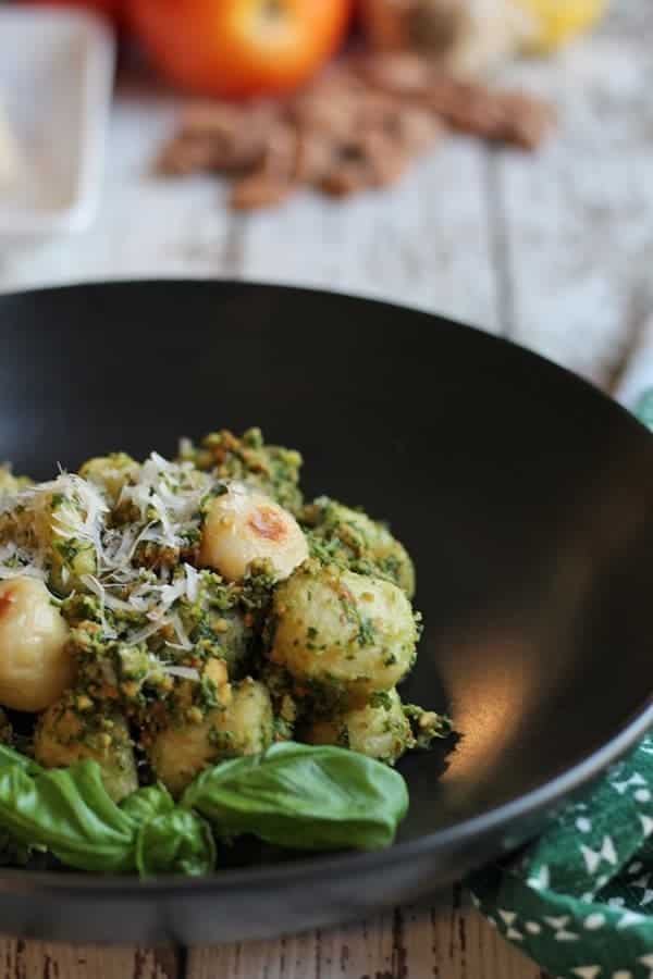 ROASTED GNOCCHI WITH VEGAN ALMOND PESTO