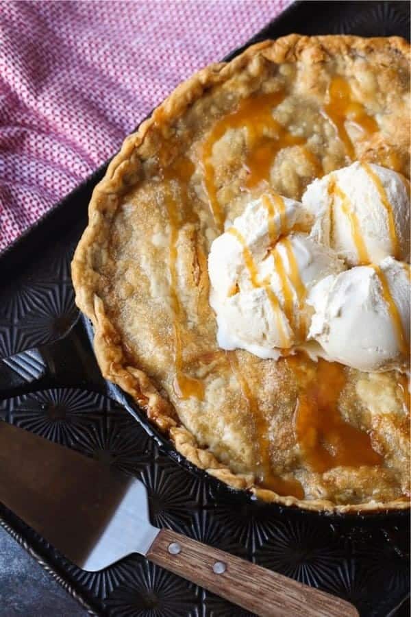 Easy Skillet Apple Pie Recipe