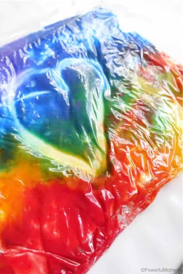 No Mess Rainbow in a Bag