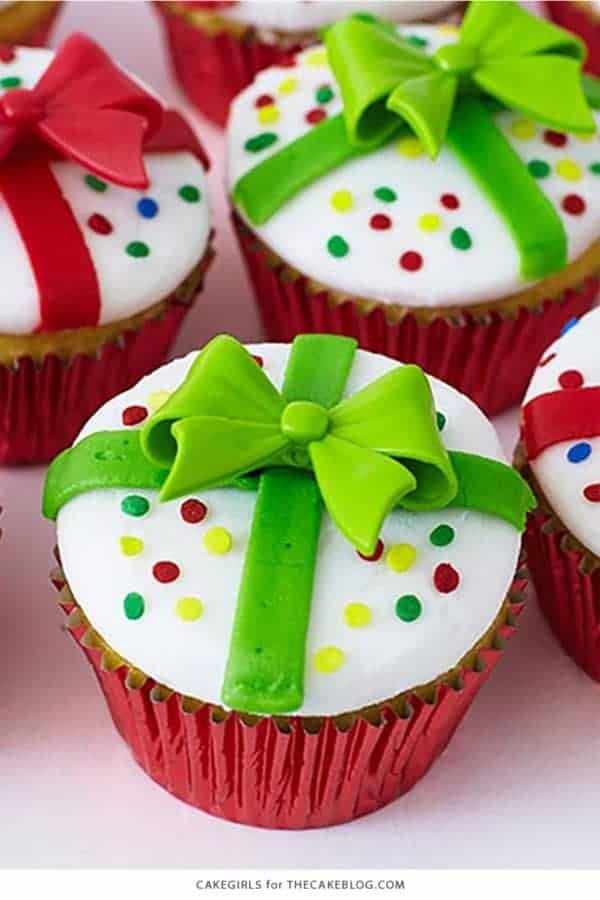 Christmas Present Cupcakes