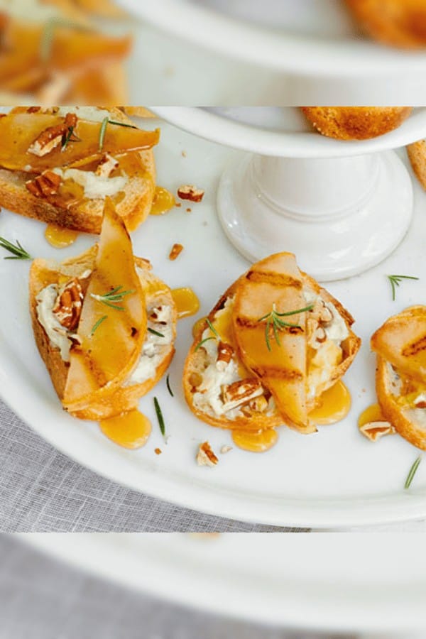 Gorgonzola-Grilled Pear Crostini