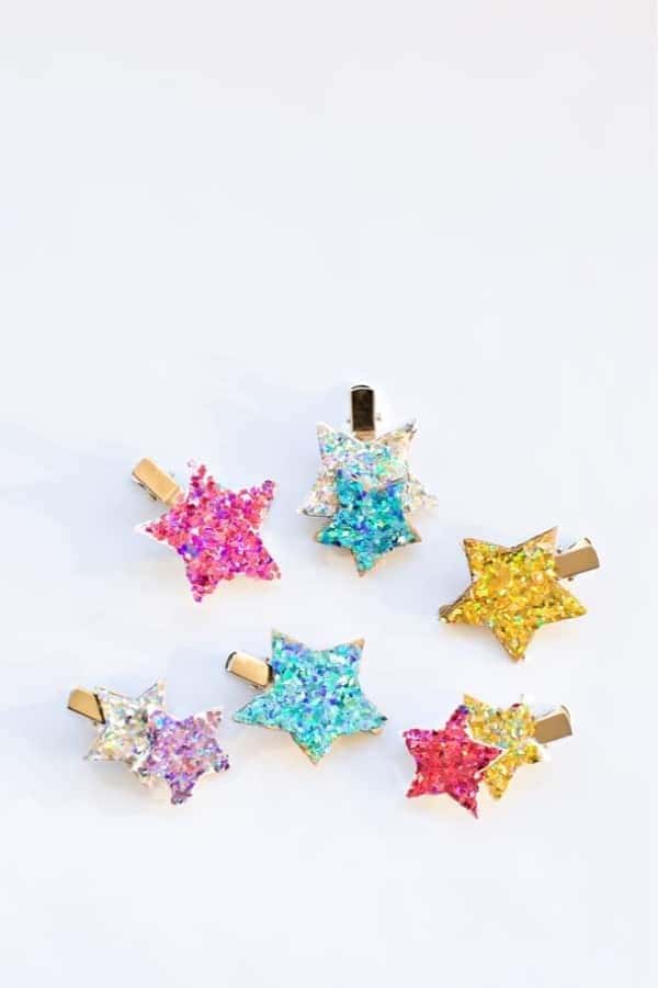 DIY Hairclips With Glitter