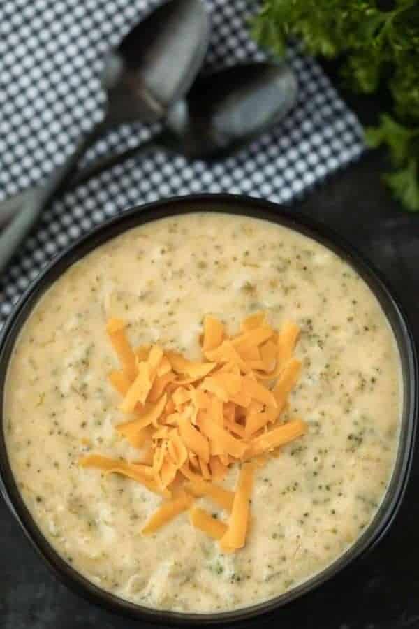 BROCCOLI CHEESE SOUP