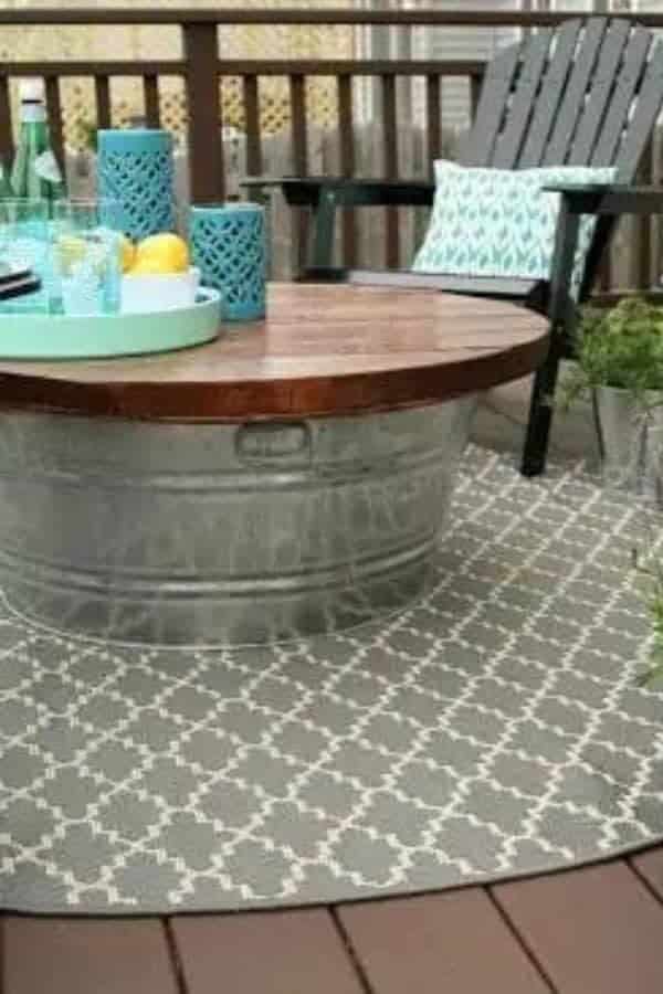 OUTDOOR COFFEE TABLE