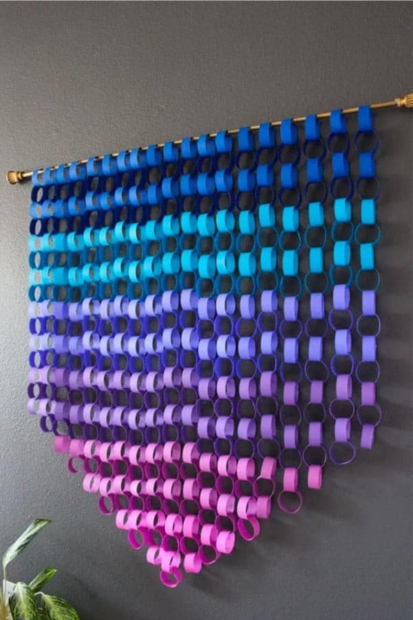 Ombre Paper Chain Wall Hanging