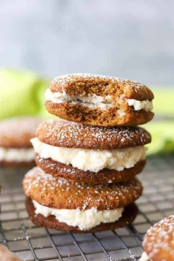 KETO GINGERBREAD WHOOPIE PIES