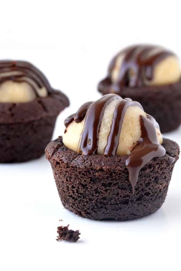 Chocolate Cookie Dough Cookie Cups