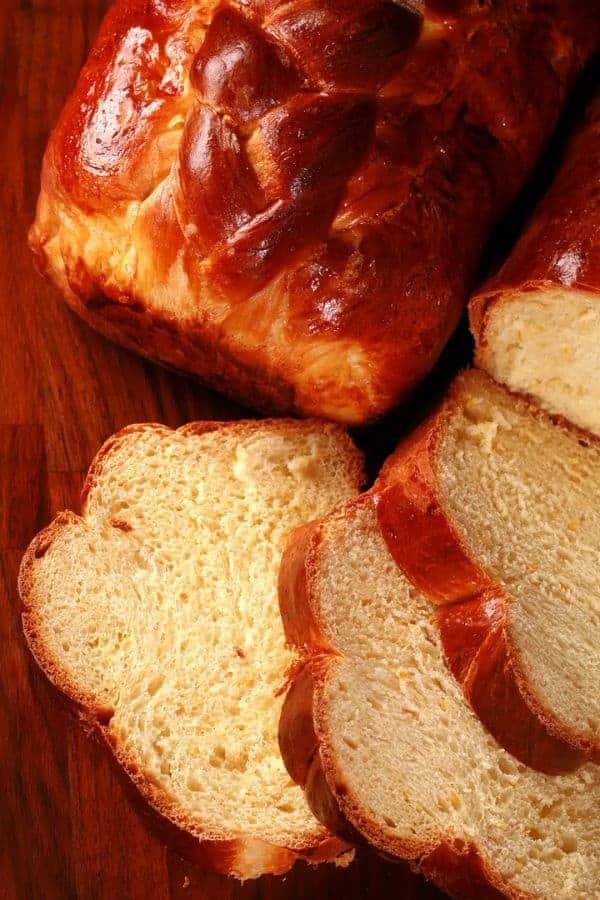 UKRAINIAN EASTER BREAD (PASKA)