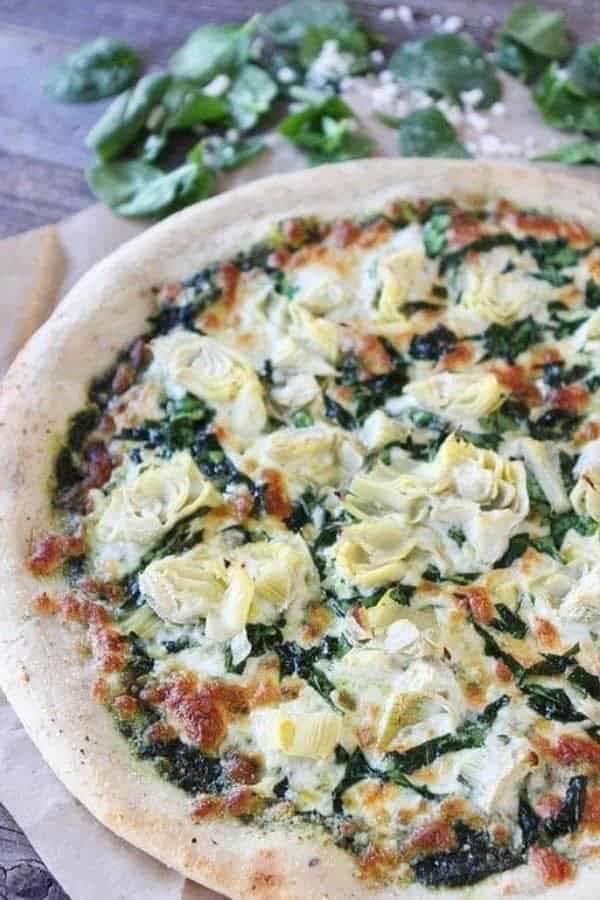 ARTICHOKE AND SPINACH PESTO PIZZA