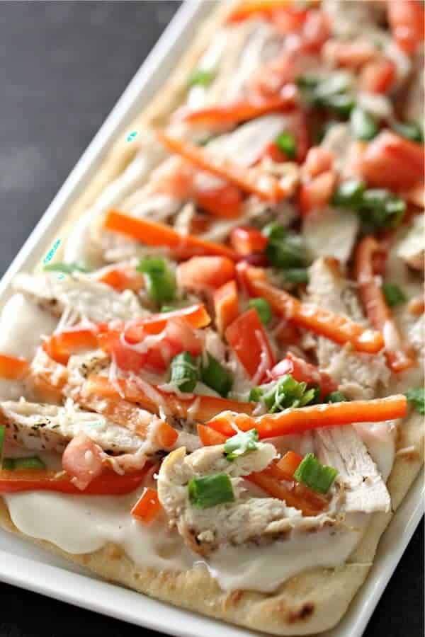 Olive Garden Copycat Grilled Chicken Flatbread Pizza