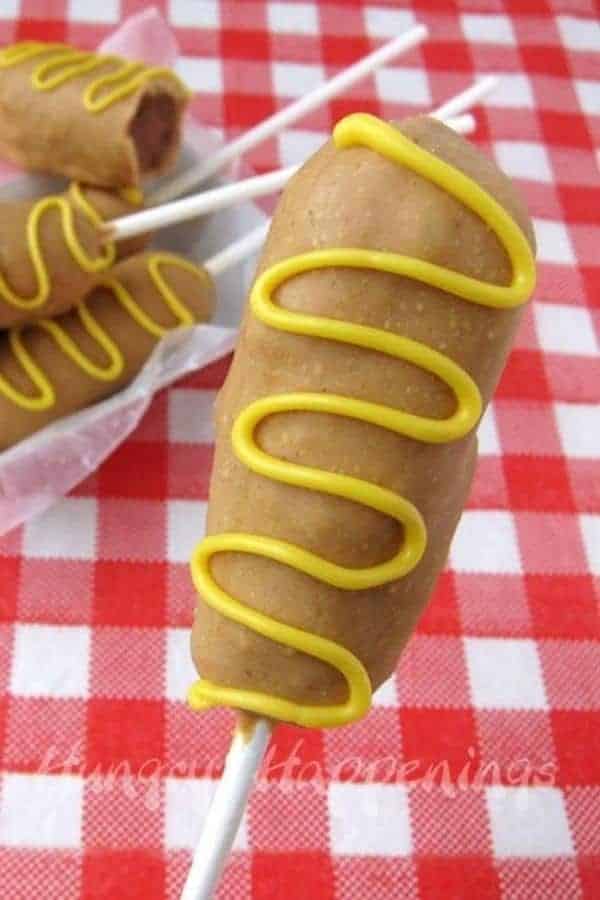 CAKE POP CORN DOGS