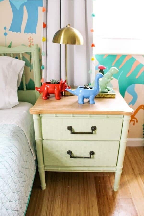 Chalk Paint Nightstand Makeover