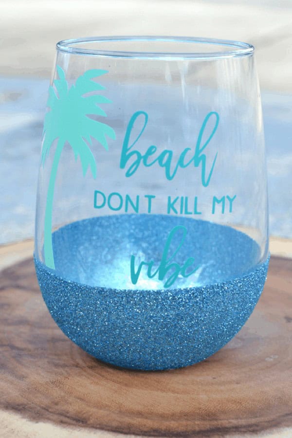 DIY Glitter Dipped Glasses