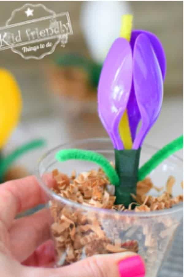 Plastic Spoon Spring Flower Craft