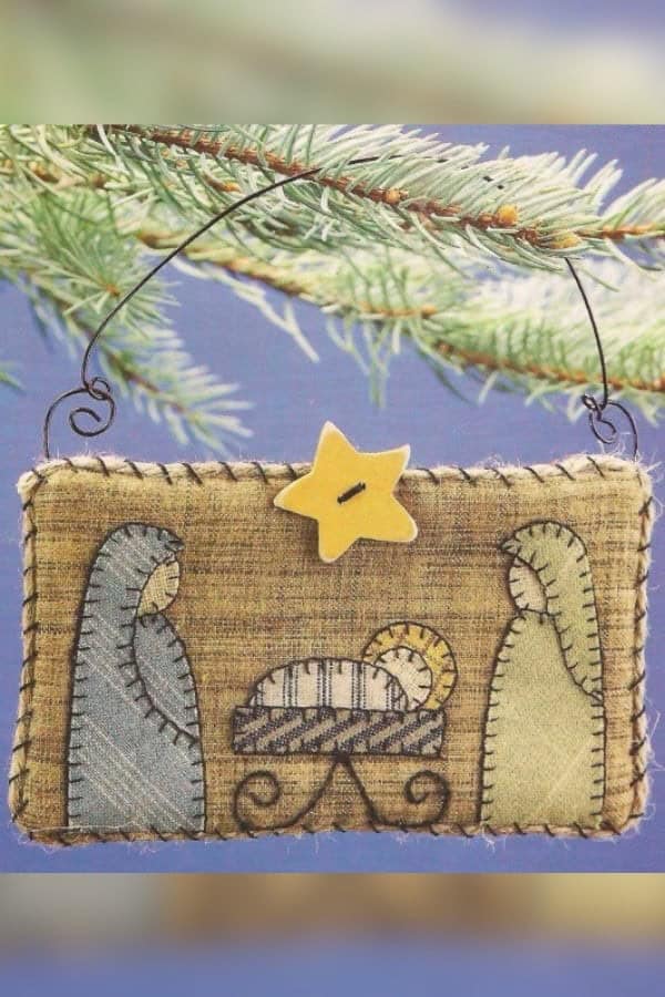 NATIVITY QUILT ORNAMENT