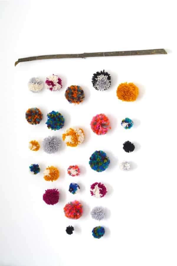 DIY Yarn Wall Hanging