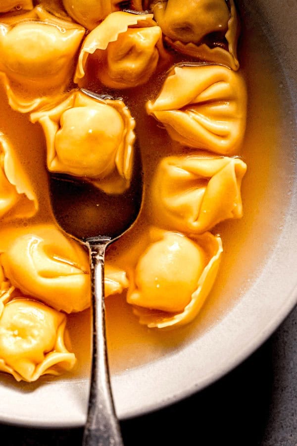 Tortellini in Brodo