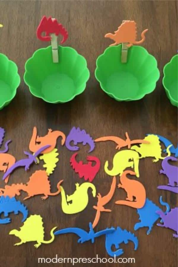 Dinosaur Sticker Sorting for Preschoolers