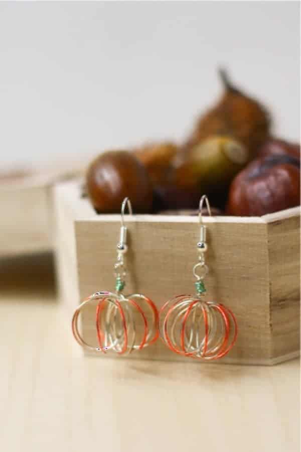 Wire Pumpkin Earrings DIY