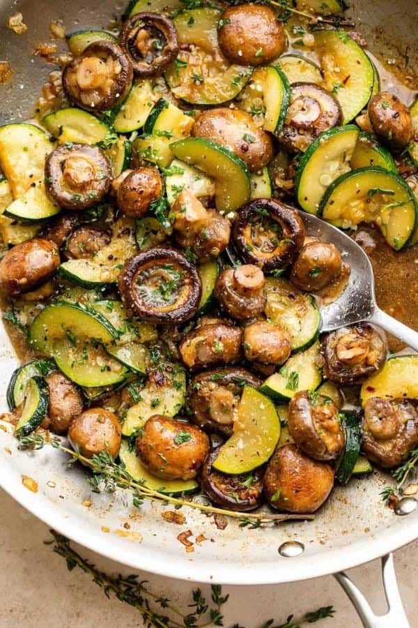 SKILLET ZUCCHINI AND MUSHROOMS