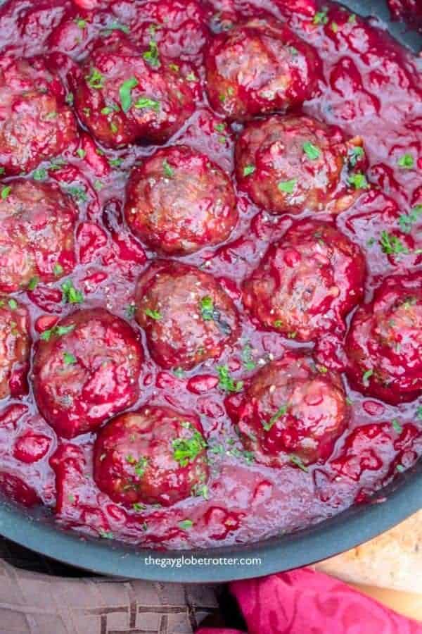 SAVORY CRANBERRY MEATBALLS